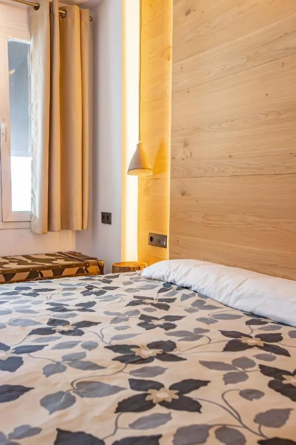 Holidays, Edificio Serraneu, Sierra Nevada 4 Personas Y Parking 0*,  Spanien