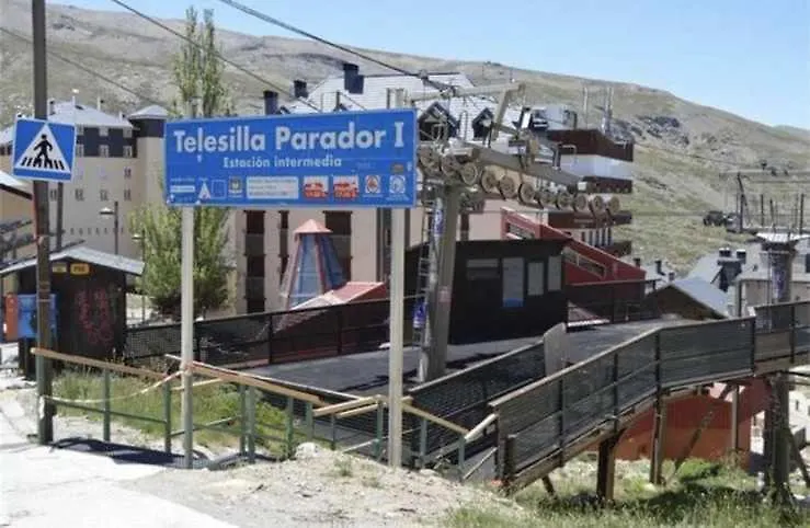 Holidays, Edificio Serraneu, Sierra Nevada 4 Personas Y Parking 0*,  Spain