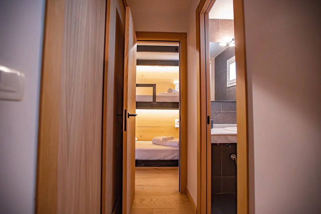 Holidays, Edificio Serraneu, Sierra Nevada 4 Personas Y Parking